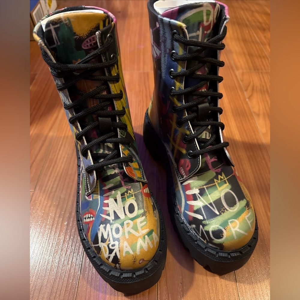 DOGO Combat Boots - Vegan Leather and Handmade Platform Boots - Size 9